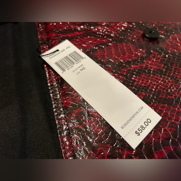 BCBG Snakeskin-like Wine Red Envelope Clutch - Picture 3 of 7